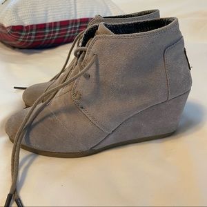 TOMS booties